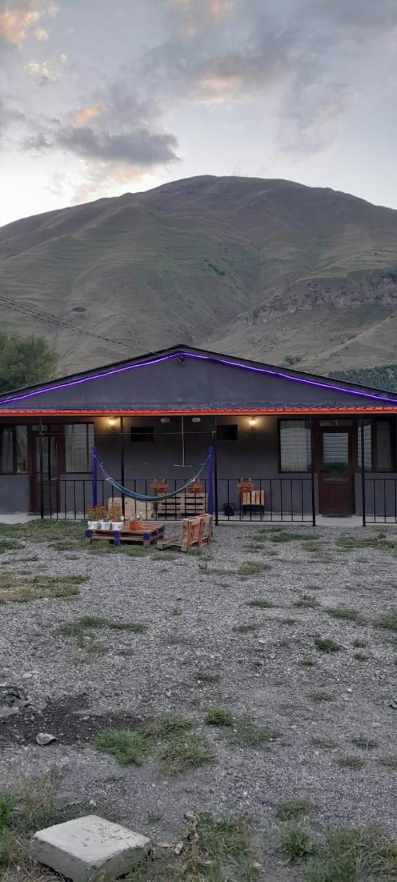 Nikolozi Hotel Kazbegi Kültér fotó