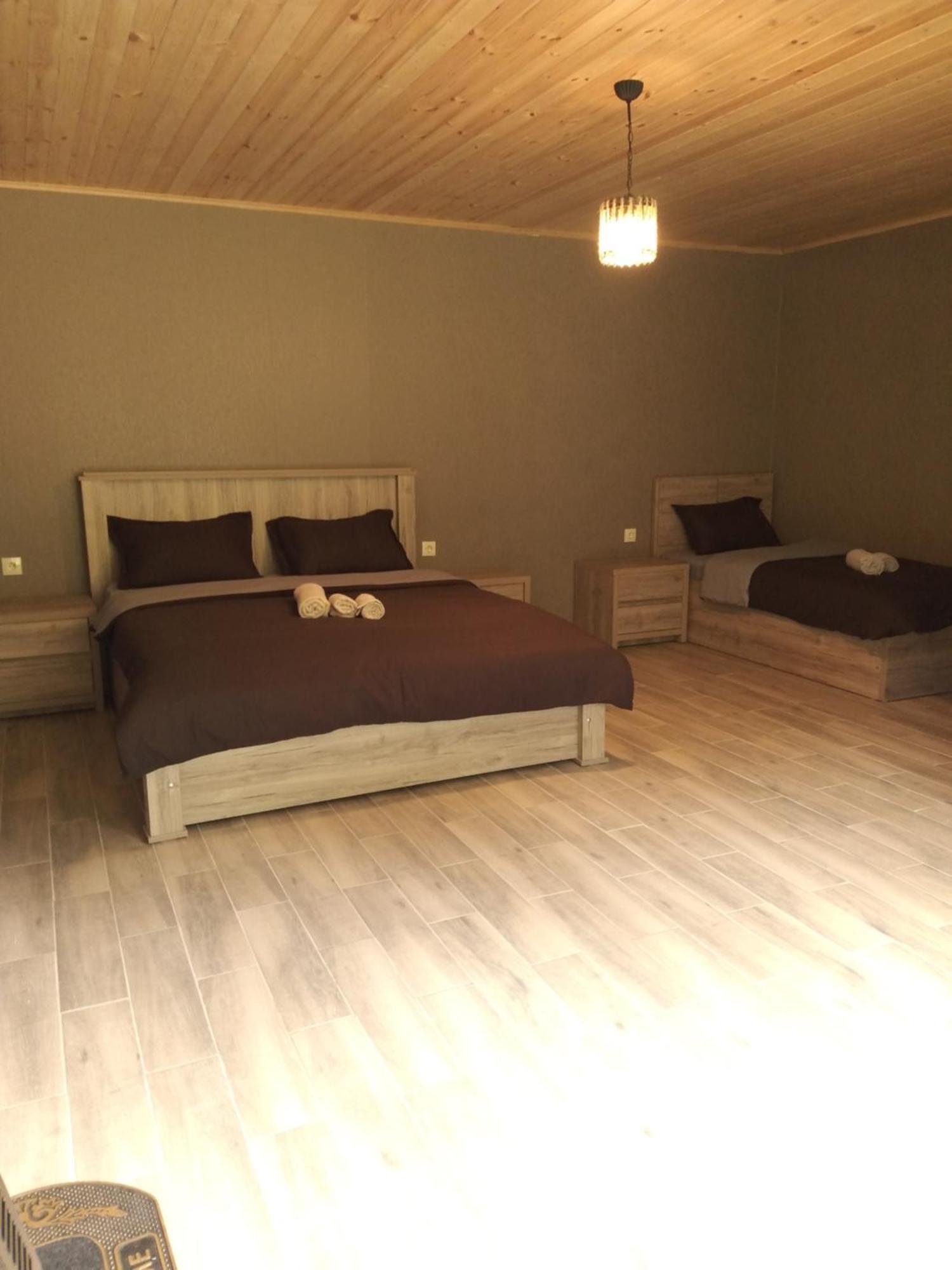 Nikolozi Hotel Kazbegi Szoba fotó